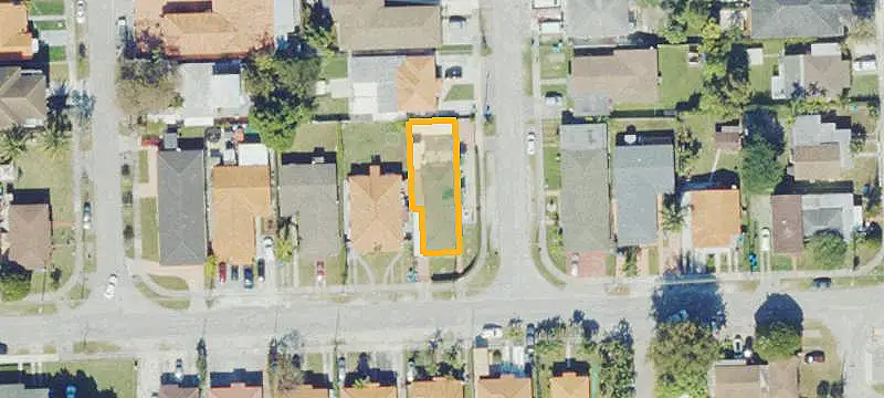 Corner-Lot Triplex