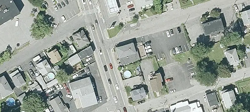 Mixed-Use Property with Restaurant
