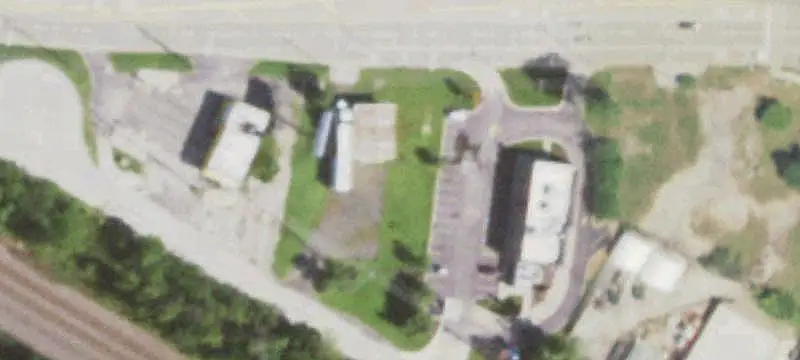 Vacant Drive-Through Restaurant Building