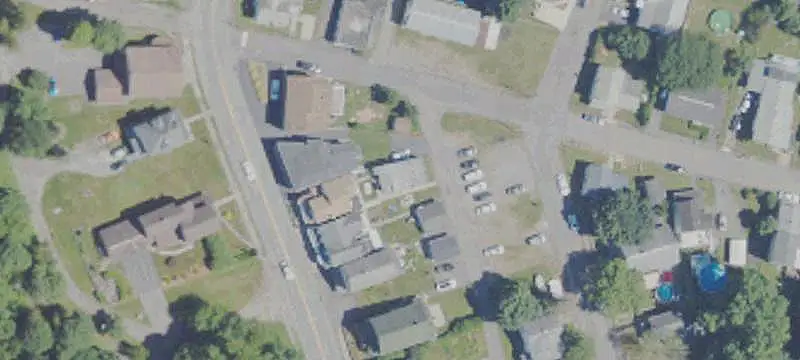 Two-Unit Duplex with Flexible Layouts