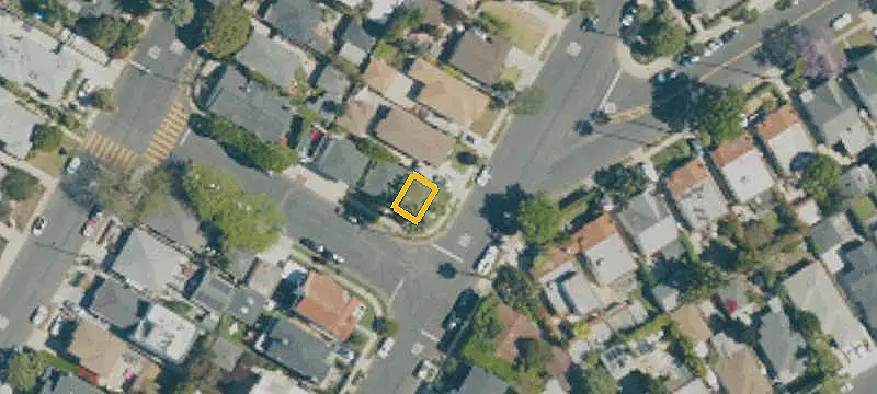 Three-Unit Bungalow Triplex
