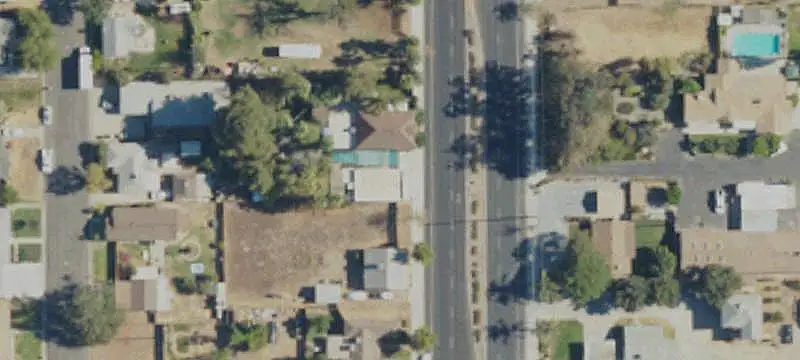 Mixed-Use Property with Guest Quarters