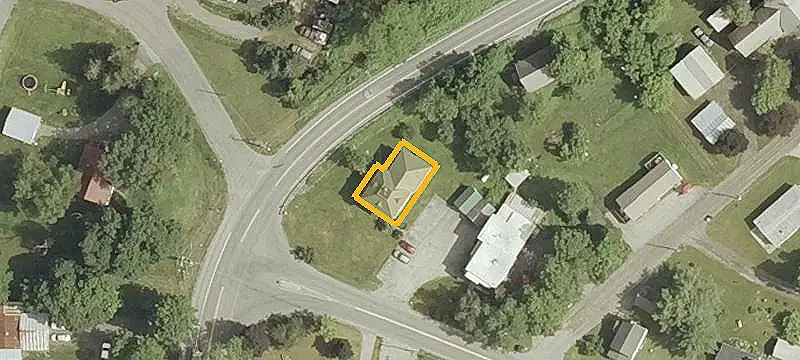 Updated Four-Unit Apartment Building
