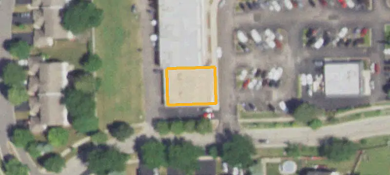 Shopping Center with NNN Leases
