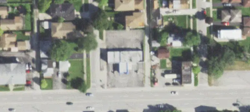 Self-Service Car Wash with Laundromat