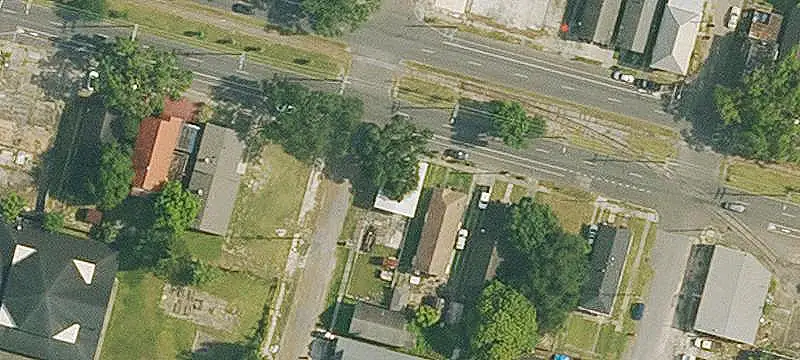 Single-Story Storefront Building