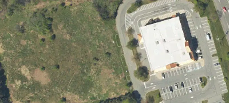 Signalized-Intersection Commercial Land