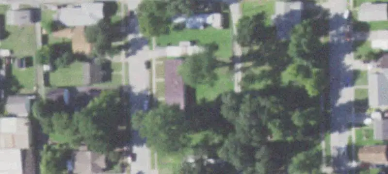 6-Unit Apartment Building