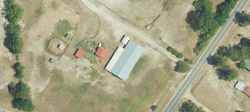 Horse Farm with Indoor Arena