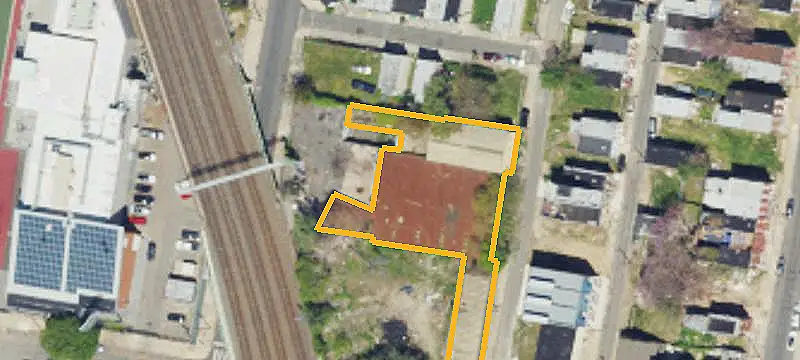Industrial Building with Multi-Street Frontage