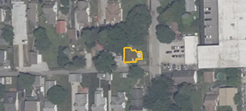 Updated Duplex with Garage Spaces