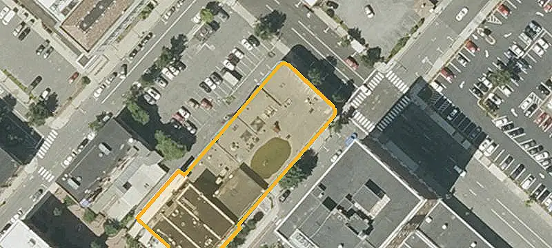 Seven-Storefront Retail Building