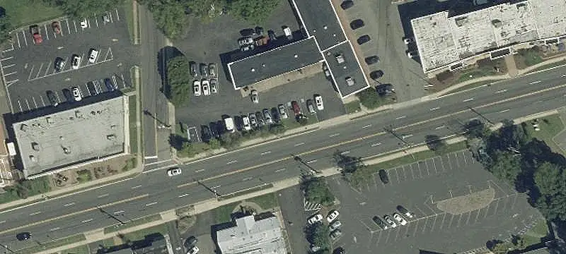Single-Bay Warehouse Garage