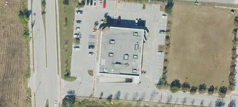 Freestanding Retail Storefront