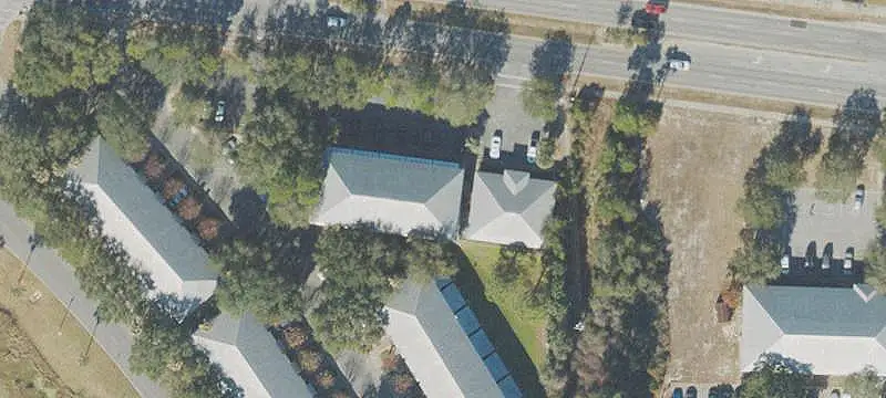 End-Unit Live-Work Property