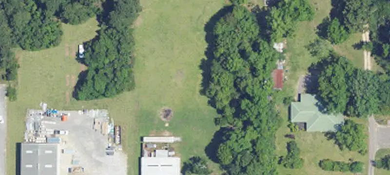 Flex Building with Highway Frontage