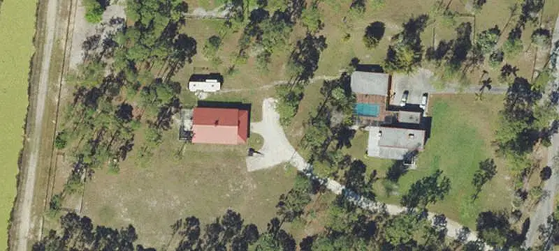 Equestrian Farm with Center-Aisle Barn