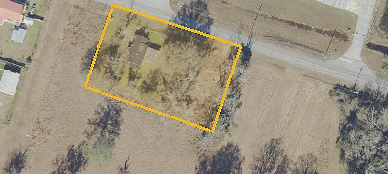 Commercial Lot with Modular Building