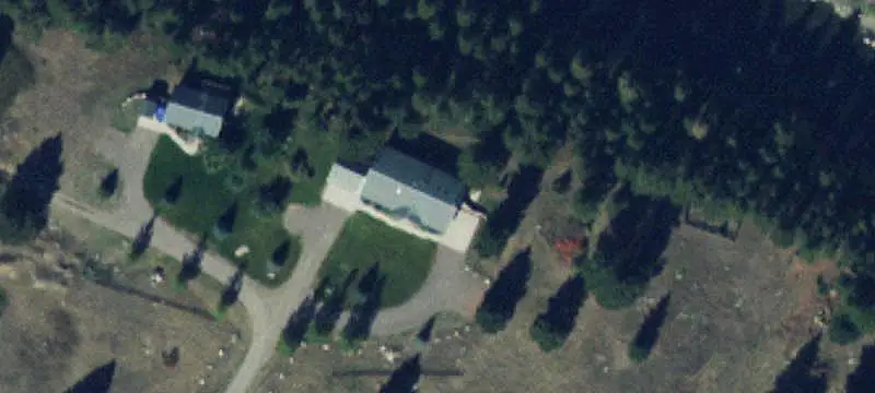 Riverfront Multifamily Estate
