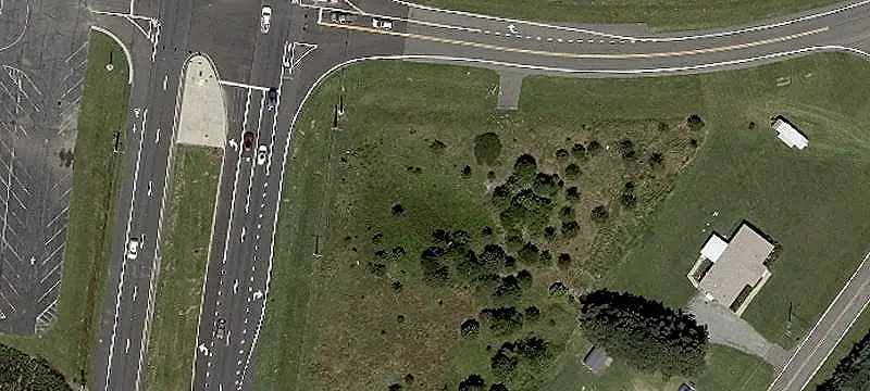 Level Commercial Land