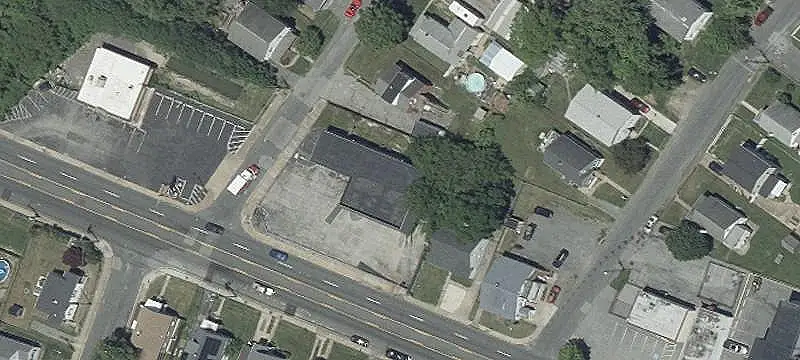 Four-Bay Auto Shop