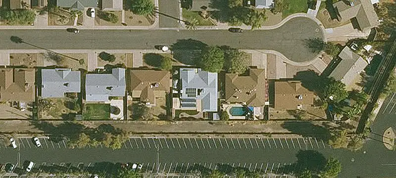 Flex Space with Secured Yard