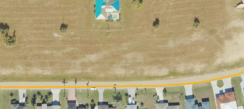 Buildable Commercial Land