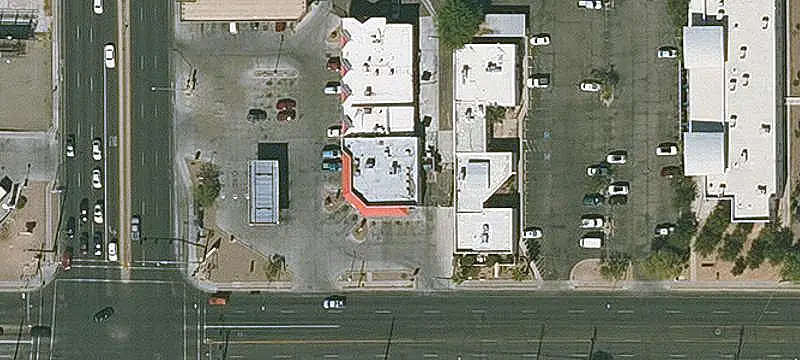 Shopping Center with Anchor Tenants
