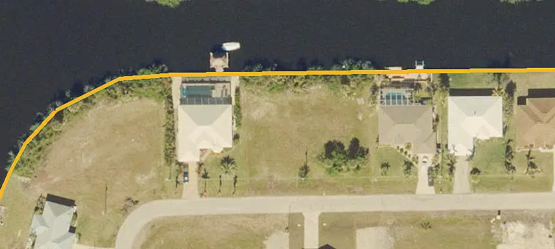 2905 Northwest 3rd Terrace, Cape Coral, FL 33993