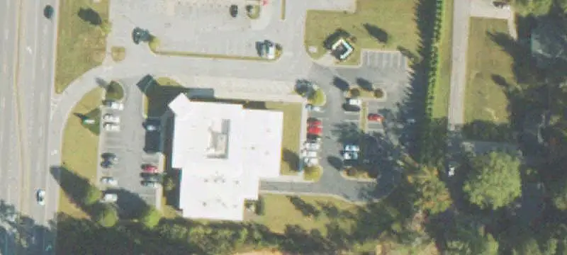 Steak ’n Shake Drive-Through Restaurant