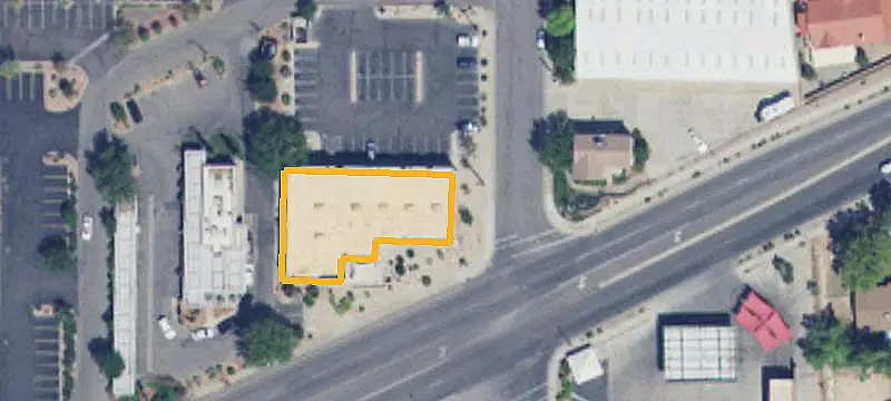Retail Suite Near Walmart