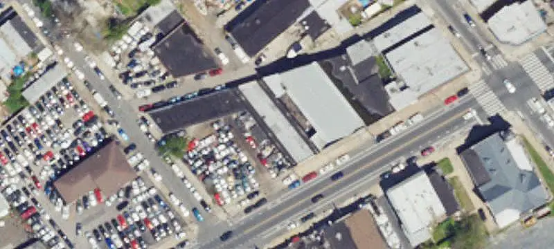 Street-Level Warehouse with Rear Door