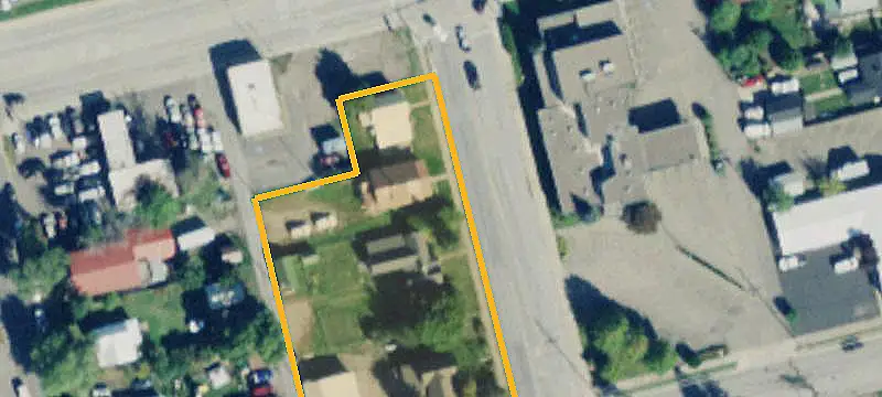 Mixed-Use Property with Shop