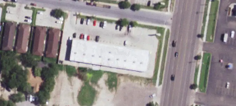 Fully Leased Shopping Center