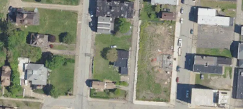 22-Unit Apartment Building