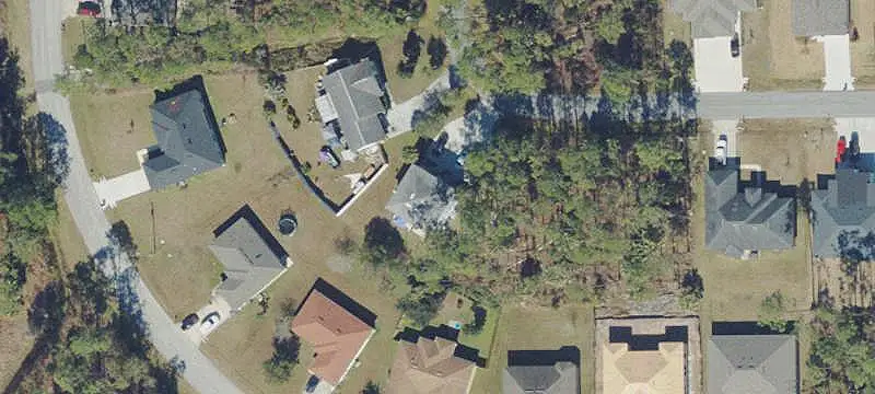 Duplex With New Roof