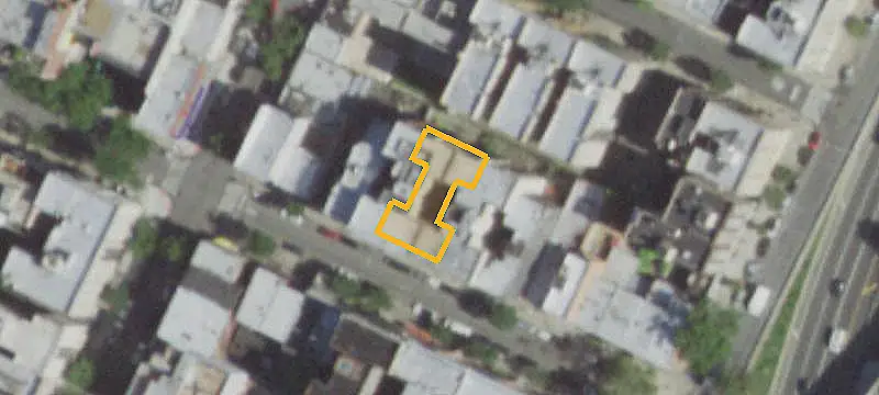 Renovated 35-Unit Apartment Building