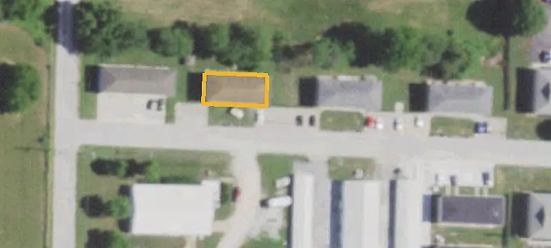8-Unit Apartment Buildings