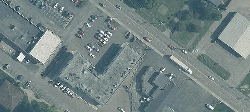 Multi-Tenant Shopping Center
