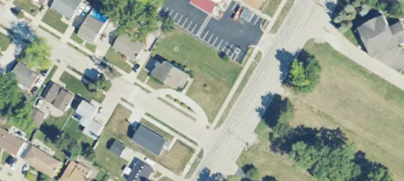 Two-Unit Duplex with Lake View