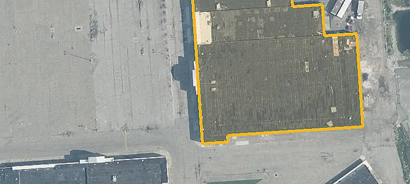 Large-Format Retail Space