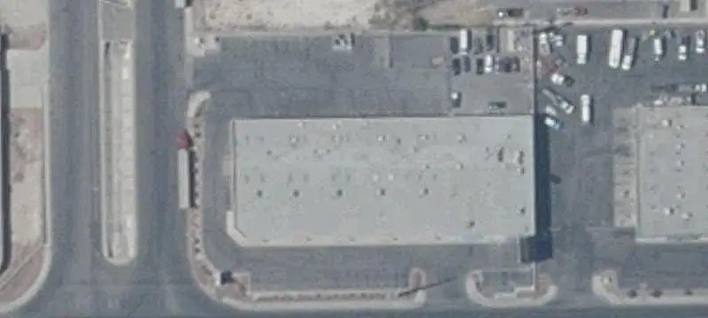 Leased Warehouse with Loading Doors