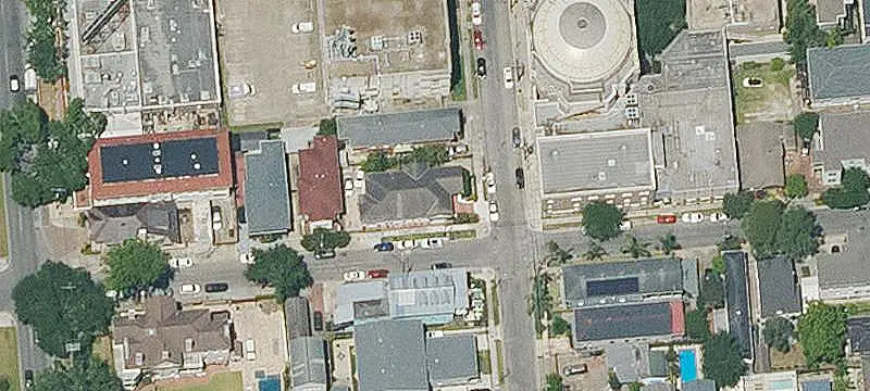 Corner-Lot Triplex with Owner’s Unit