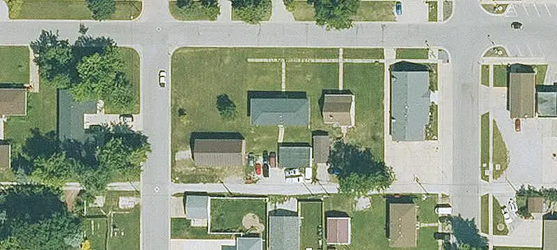 Brick 4-Unit Apartment Building