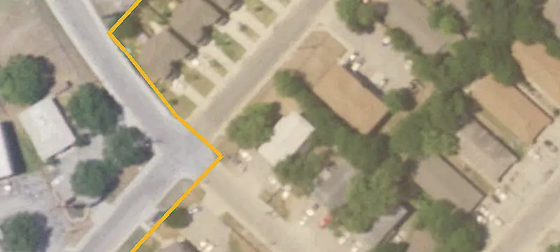 Four-Unit Quadplex with Tile Interiors