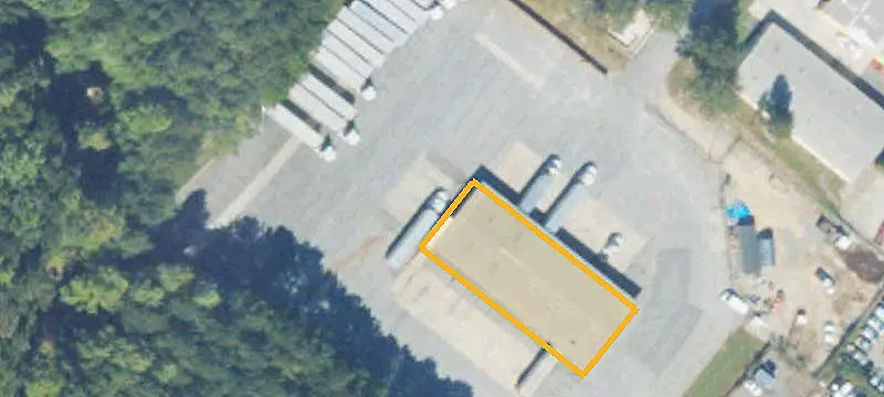 Single-Tenant Truck Terminal