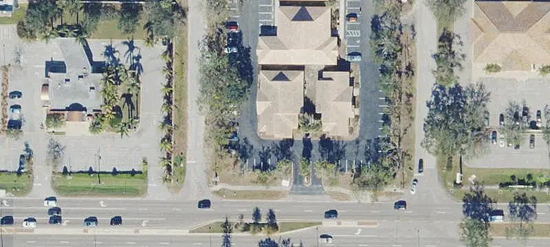 Fully Leased Office Complex