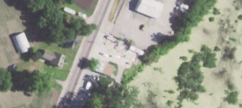 Warehouse with Rocked Yard