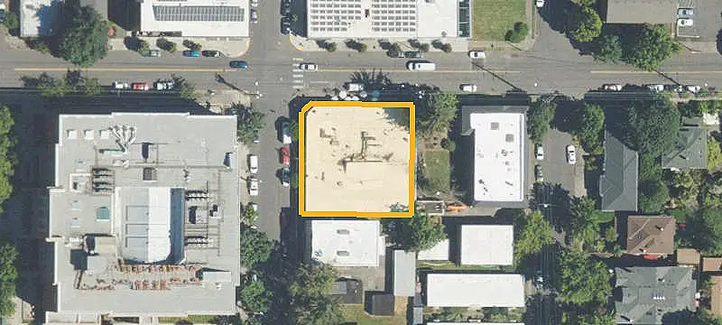 Fully Leased Shopping Center