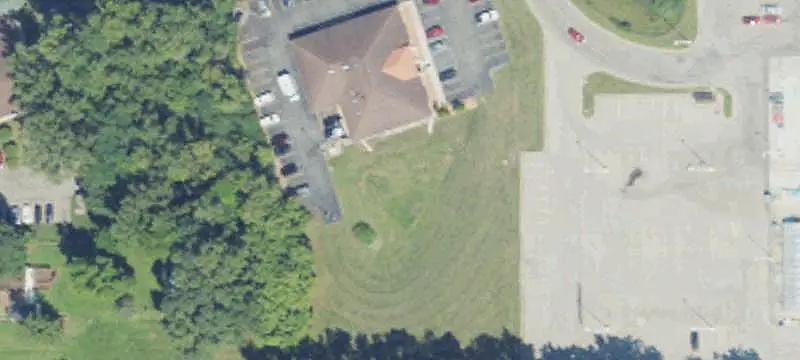 Showroom Property with Acreage